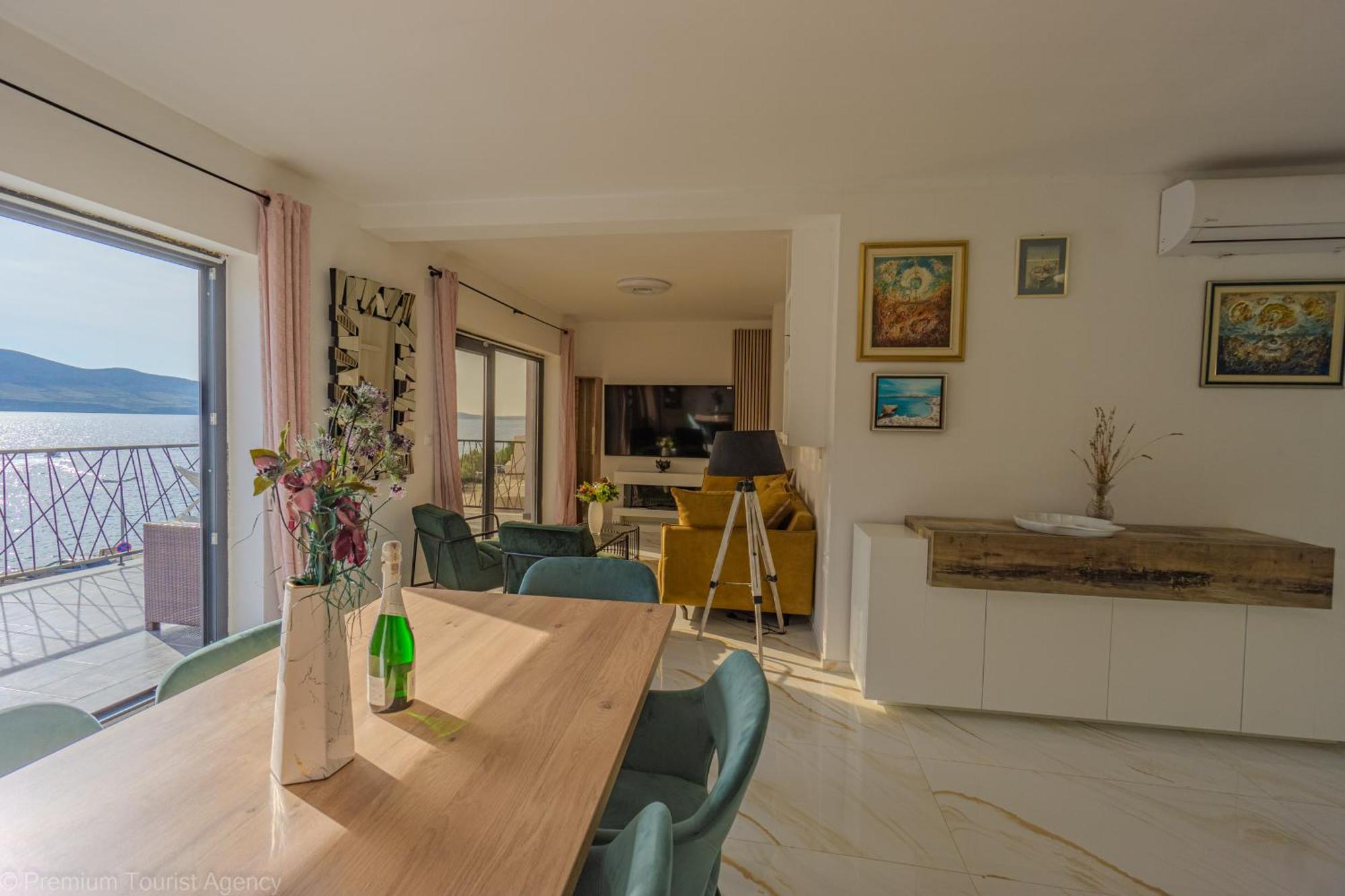 Ivica Super Comfortable, Newly Furnished Apartment In A Top Location Metajna Exterior foto