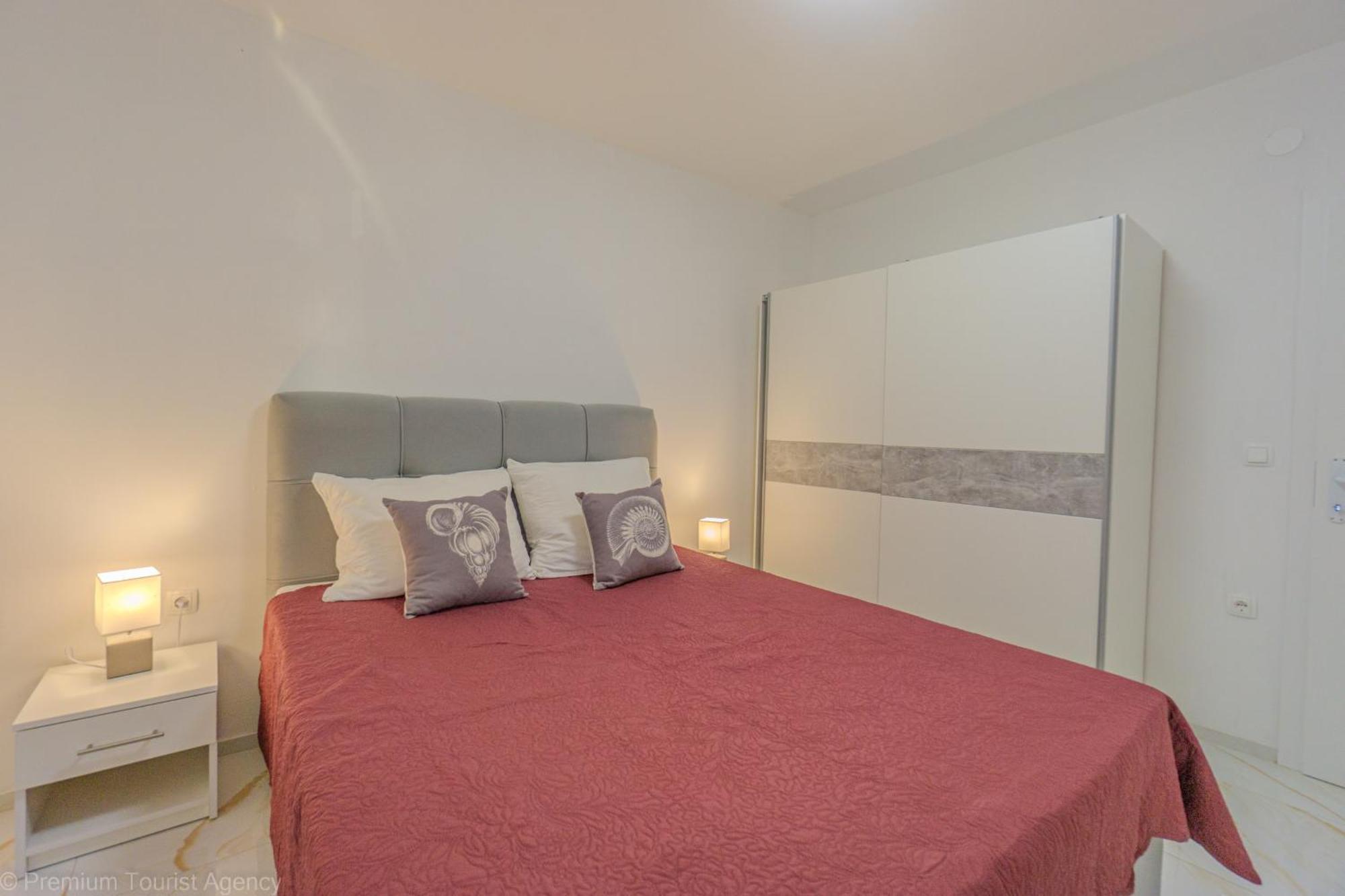 Ivica Super Comfortable, Newly Furnished Apartment In A Top Location Metajna Exterior foto