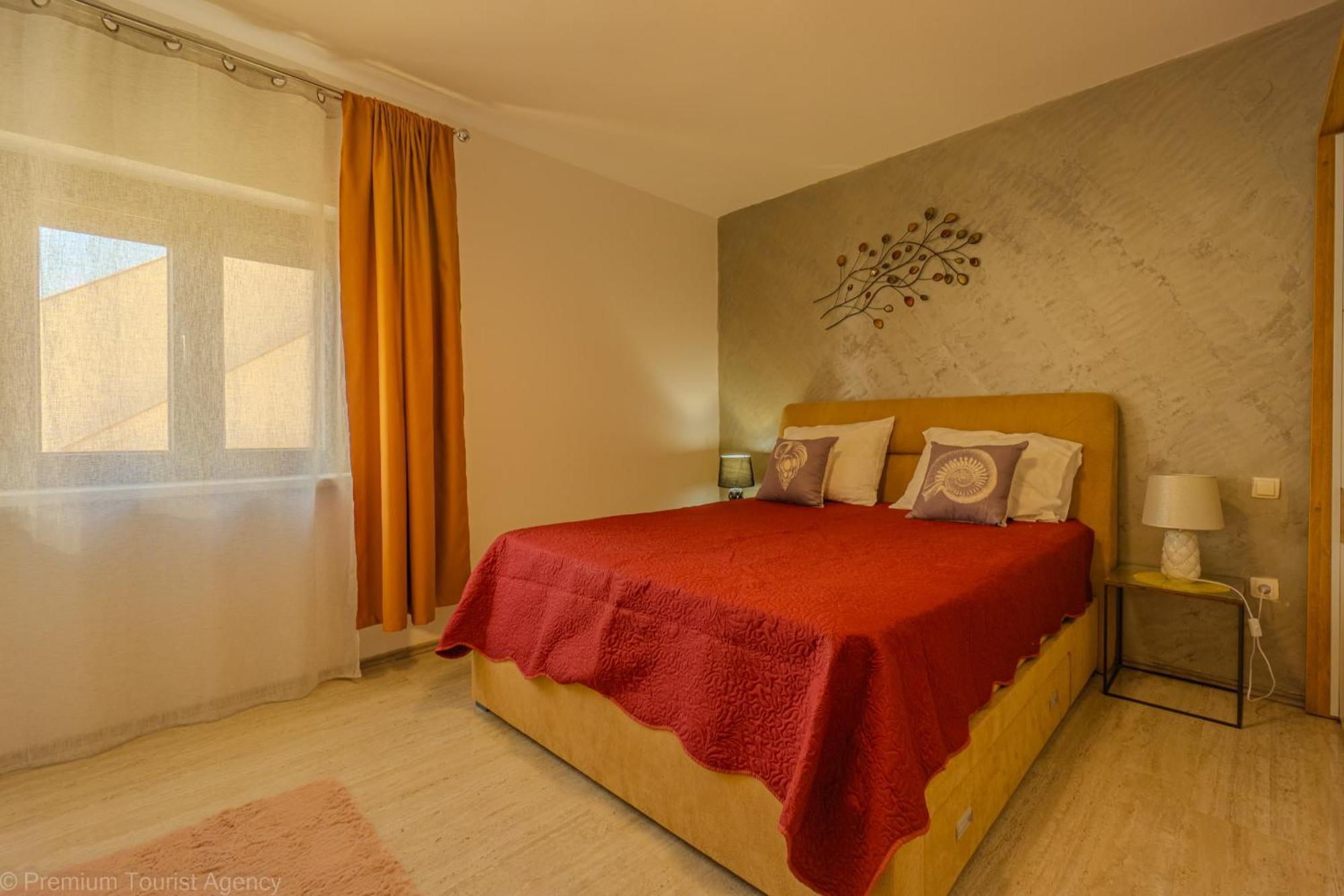 Ivica Super Comfortable, Newly Furnished Apartment In A Top Location Metajna Exterior foto